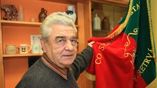 Václav Petrásek je čestný prezident recesistické vinařské Svobodné spolkové... Václav Petrásek je čestný prezident recesistické vinařské Svobodné spolkové...