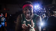 Utkání hvězd NBL: Dominez Burnett se raduje z výhry v soutěži 1x1. Utkání hvězd NBL: Dominez Burnett se raduje z výhry v soutěži 1x1.