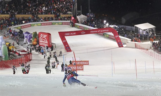 Mikaela Shiffrinová míí pro vítzství ve slalomu Svtového poháru v Záhebu.