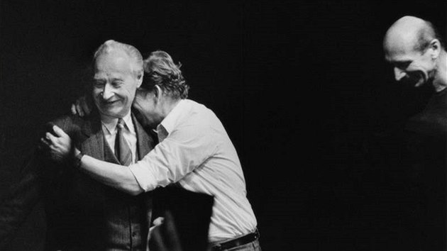 Jaroslav Kučera: Václav Havel a Alexander Dubček ve chvíli, kdy Čs. televize... Jaroslav Kučera: Václav Havel a Alexander Dubček ve chvíli, kdy Čs. televize...