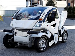 Futuristické skládací vozidlo Earth-1 japonského designéra Kunia Okawary.