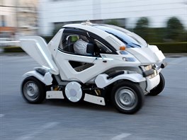 'Earth-1' , futuristické "skládací" vozidlo japonského designéra Kunia Okawary.