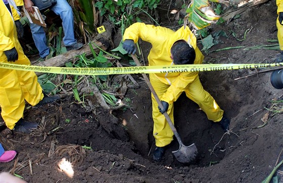 V Mexiku nali v poli s cukrovou ttinou v tajných hrobech nejmén 33 tl (18....