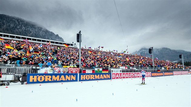 Bouřlivá kulisa při závodu s hromadným startem v Ruhpoldingu. Bouřlivá kulisa při závodu s hromadným startem v Ruhpoldingu.