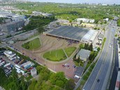 Pohled na původní podobu vozovnu Hloubětín z padesátých let. (10.1.2018) Pohled na původní podobu vozovnu Hloubětín z padesátých let. (10.1.2018)