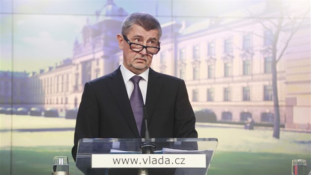 Premir a f hnut ANO Andrej Babi na tiskov konferenci na adu vldy. (11. ledna 2018)