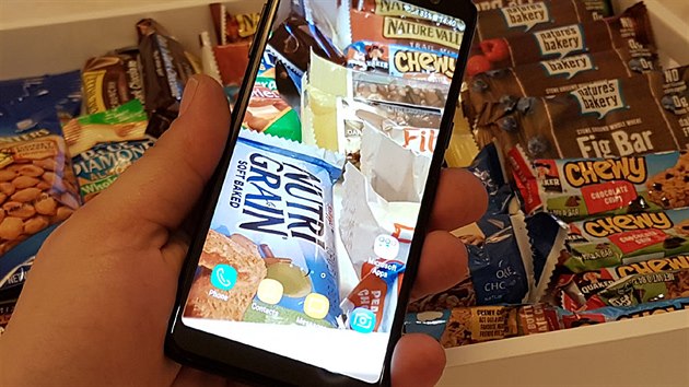 Samsung A8 na veletrhu CES v Las Vegas