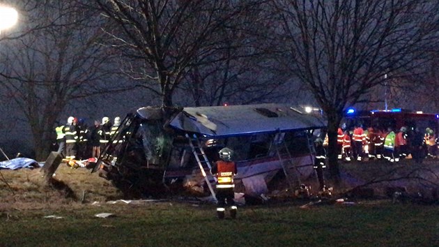 Tragick nehoda autobusu u Horomic (12. ledna 2018)