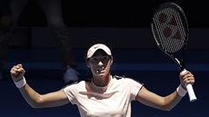Francouzka Garciaová slaví postup do tetího kola Australian Open.