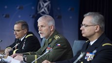 Předseda Vojenského výboru NATO Petr Pavel (uprostřed), vrchní velitel... Předseda Vojenského výboru NATO Petr Pavel (uprostřed), vrchní velitel...