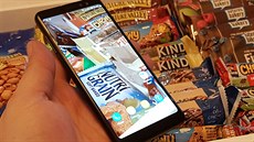 Samsung A8 na veletrhu CES v Las Vegas Samsung A8 na veletrhu CES v Las Vegas