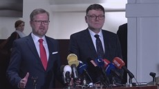 Petr Fiala a Zbyněk Stanjura na tiskové konferenci v Poslanecké sněmovně Petr Fiala a Zbyněk Stanjura na tiskové konferenci v Poslanecké sněmovně