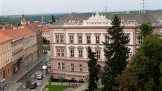 Otevírá příští rok kromě tradiční čtyřleté a osmileté formy studia také již... Otevírá příští rok kromě tradiční čtyřleté a osmileté formy studia také již...