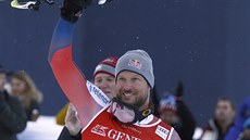 Norský lyžař Aksel Lund Svindal se raduje z triumfu v super-G v Kitzbühelu. Norský lyžař Aksel Lund Svindal se raduje z triumfu v super-G v Kitzbühelu.