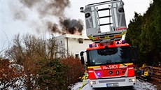 Hasiči museli zasahovat při požáru novostavby v Ostravě-Svinově. Hasiči museli zasahovat při požáru novostavby v Ostravě-Svinově.