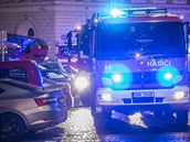 V Náplavní ulici v Praze hořel hotel. V Náplavní ulici v Praze hořel hotel.