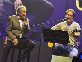 Karel Gott a Pavol Habera na bratislavském koncert (25. ledna 2018)