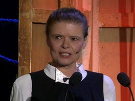 Zuzana Bydovská na pedávání Cen eské filmové kritiky 2017 (27. ledna 2018)