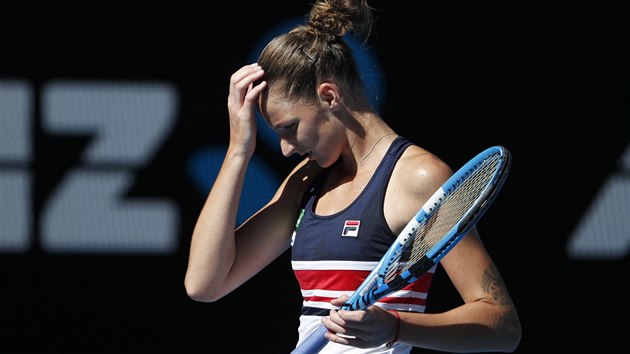 Karolna Plkov ve tvrtfinlovm utkn Australian Open.