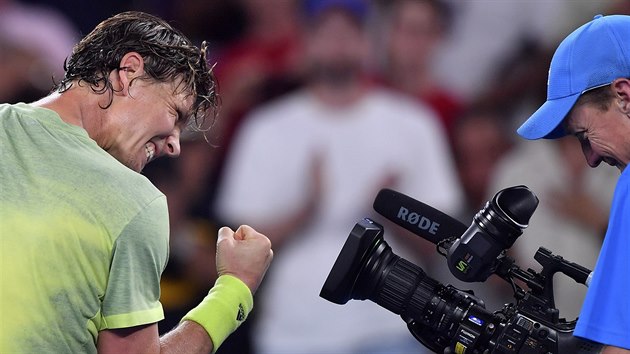 Navsost spokojen Tom Berdych po postupu do osmifinle Australian Open.