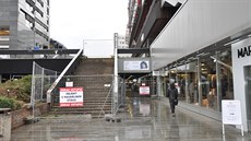 Nejblií okolí stanice metra Budjovická poté, co bylo kvli havarijnímu stavu...