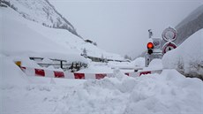 V Alpách hrozí laviny, varují meteorologové. V Alpách hrozí laviny, varují meteorologové.