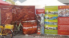Propagační stánek Znojma na veletrhu cestovního ruchu Regiontour v Brně... Propagační stánek Znojma na veletrhu cestovního ruchu Regiontour v Brně...