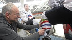 TESTEM PROŠLA. Bývalý hokejový obránce Roman Kaňkovský kdysi na vlastní kůži... TESTEM PROŠLA. Bývalý hokejový obránce Roman Kaňkovský kdysi na vlastní kůži...