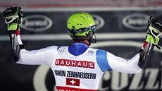Švýcarský lyžař Ramon Zenhäussern ovládl paralelní slalom ve Stockholmu. Švýcarský lyžař Ramon Zenhäussern ovládl paralelní slalom ve Stockholmu.
