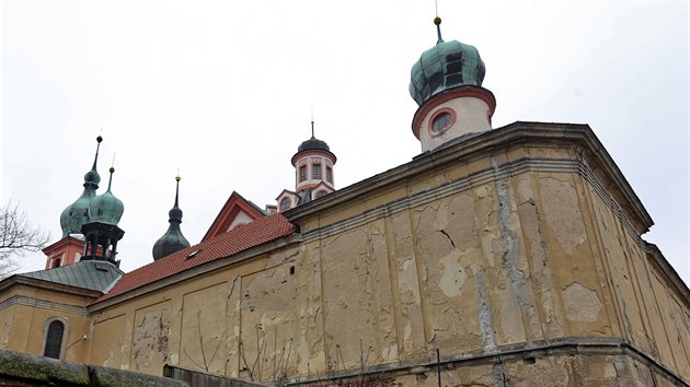 Poutní areál Chlum Svaté Maří s kostelem Nanebevzetí Panny Marie a sv. Máří Magdalény rozšíří počet národních kulturních památek.