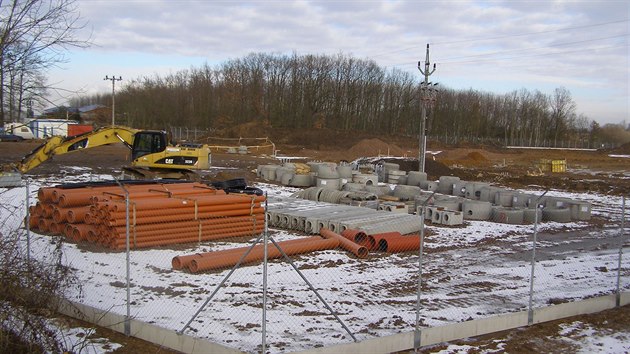 Stavba pekladit mraench vrobk v Chlumci nad Cidlinou (1.2.2018).