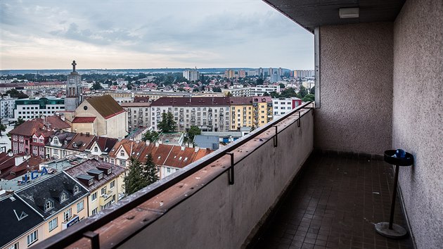 Hotel ernigov v Hradci Krlov u je za zenitem a ek na demolici.