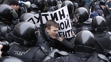 Petrohrad. Policejní zásah na demonstraci svolané Alexejem Navalným (28. ledna... Petrohrad. Policejní zásah na demonstraci svolané Alexejem Navalným (28. ledna...