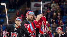 Střelec hattricku Jaroslav Bednář z Hradce Králové oslavuje vyhrané utkání se... Střelec hattricku Jaroslav Bednář z Hradce Králové oslavuje vyhrané utkání se...