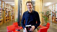 Tomáš Reichel převzal Hosta v polovině devadesátých let. Nakladatelství se od... Tomáš Reichel převzal Hosta v polovině devadesátých let. Nakladatelství se od...