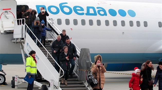 První letadlo spolenosti Pobeda na nové lince z Moskvy do Karlových Var...