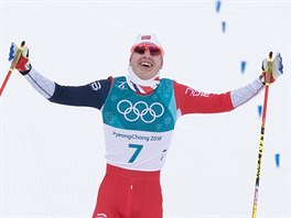 Norsk bec Simen Hegstad Krger zvtzil v olympijskm skiatlonu na 15+15...