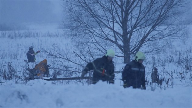 Zchrann sloky zasahuj v mst pdu letadla (10. nora 2018)