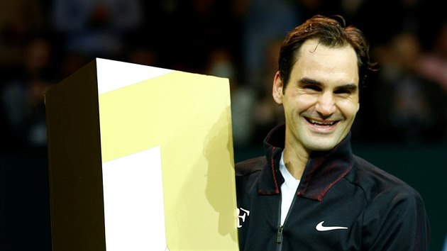Roger Federer jako nejstar tenisov jednika v historii
