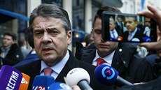 Německý ministr zahraničních věcí Sigmar Gabriel na bezpečnostní konferenci v... Německý ministr zahraničních věcí Sigmar Gabriel na bezpečnostní konferenci v...