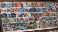 Celníci zabavili na tržnici Asia Dragon Bazar ve Svatém Kříži na Chebsku... Celníci zabavili na tržnici Asia Dragon Bazar ve Svatém Kříži na Chebsku...