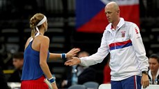 Petra Kvitová (vlevo) společně s kapitánm fedcupového týmu Petrem Pálou... Petra Kvitová (vlevo) společně s kapitánm fedcupového týmu Petrem Pálou...
