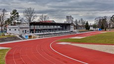 Tribuna atletického stadionu na Sokolském ostrově v Českých Budějovicích... Tribuna atletického stadionu na Sokolském ostrově v Českých Budějovicích...