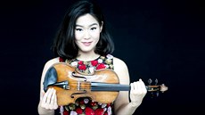 Americká houslistka Esther Yoo bude v rámci Svatováclavského hudebního... Americká houslistka Esther Yoo bude v rámci Svatováclavského hudebního...