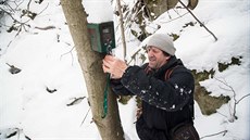 František Šulgan při mapování šelem v CHKO Beskydy František Šulgan při mapování šelem v CHKO Beskydy
