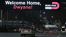 Dwyana Wadea vítaly v Miami i pouliní cedule.