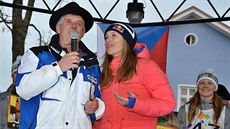 Aleš Suk se svou bývalou svěřenkyní a pozdější olympijskou vítězkou Evou... Aleš Suk se svou bývalou svěřenkyní a pozdější olympijskou vítězkou Evou...