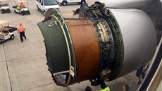 Poškozený motor Boeingu 777. (14. února 2018) Poškozený motor Boeingu 777. (14. února 2018)