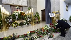 Pohřeb někdejšího vlivného člena ČSSD Miroslava Šloufa se konal 24. února v... Pohřeb někdejšího vlivného člena ČSSD Miroslava Šloufa se konal 24. února v...