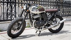 Jawa přestavená ve scrambler stylu Jawa přestavená ve scrambler stylu